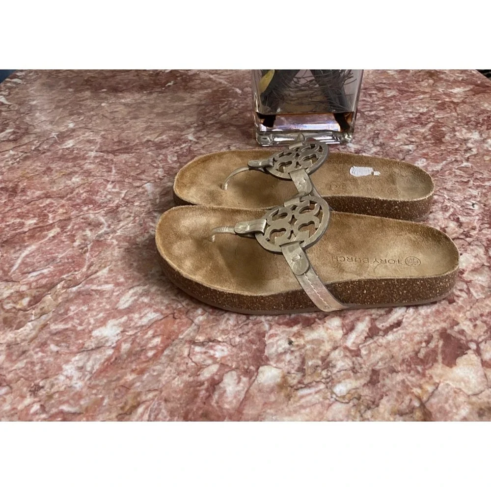 Tory‎ Burch Miller Cloud Metallic Gold Leather Thong Sandal Size 8.5M EUC! $198